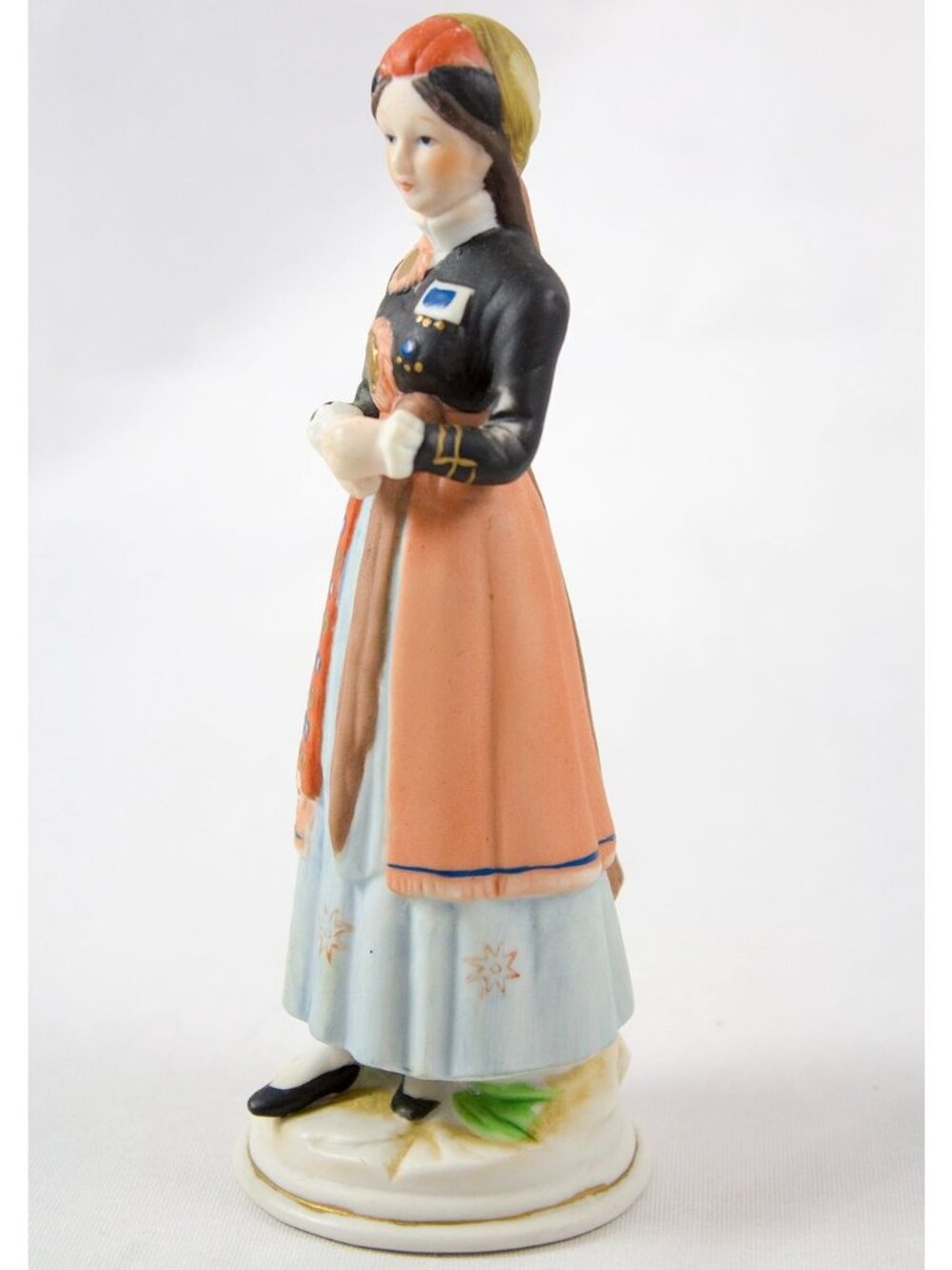 Ljung Souvenir Sweden Porcelain Woman Figurine Skane Traditional Folk Costume